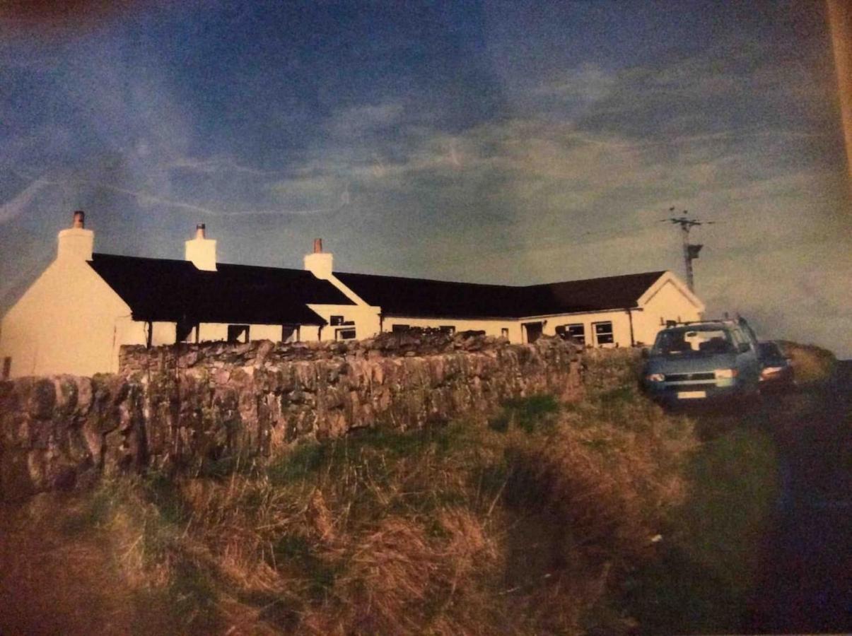 Quaint And Quirky Former Crofters Cottage In พอร์ทเอลเลน ภายนอก รูปภาพ